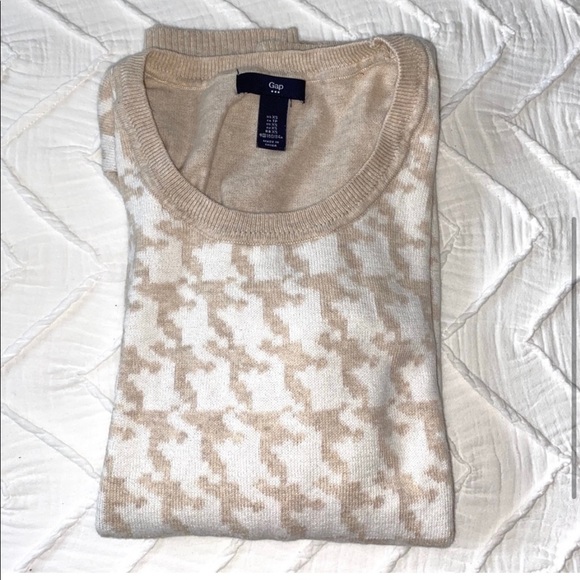 Gap tan houndstooth 3/4 sleeve sweater - Picture 4 of 5